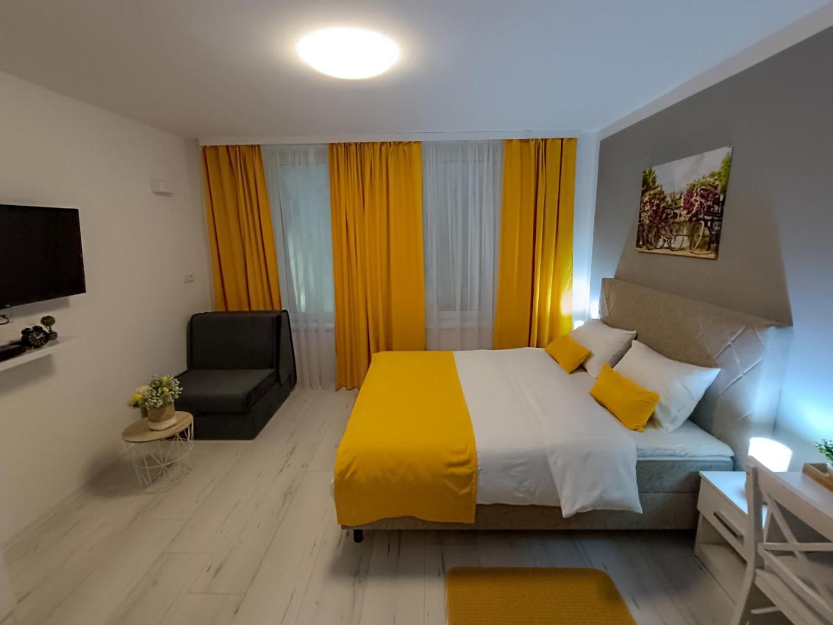 Apartments Ajsa SJJ Eksteriør billede
