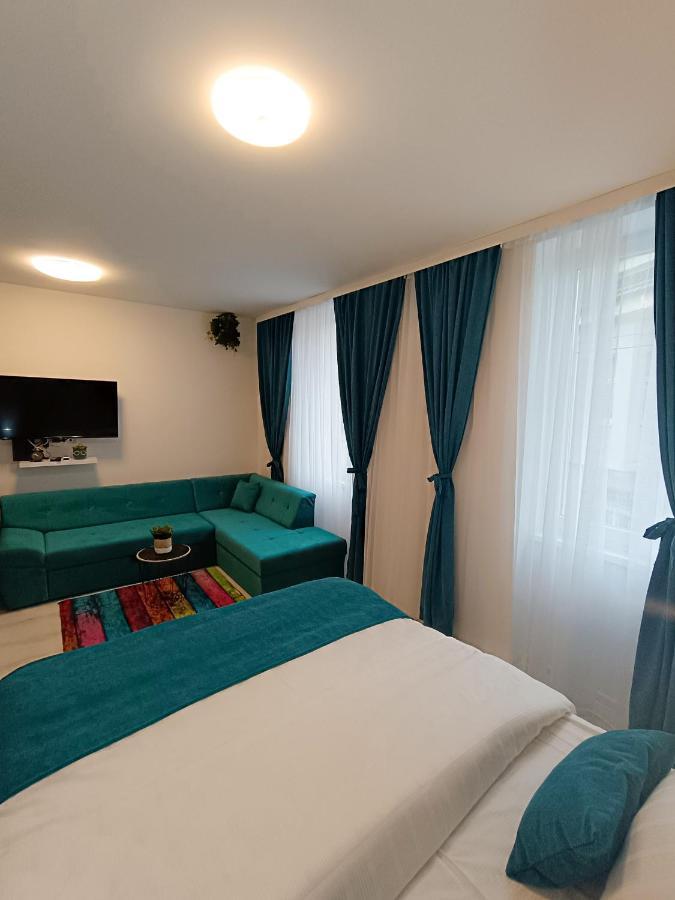 Apartments Ajsa SJJ Eksteriør billede