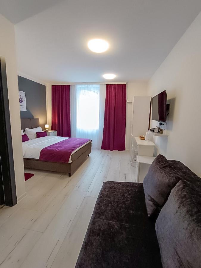 Apartments Ajsa SJJ Eksteriør billede