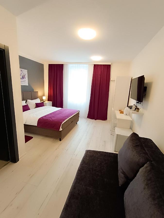 Apartments Ajsa SJJ Eksteriør billede